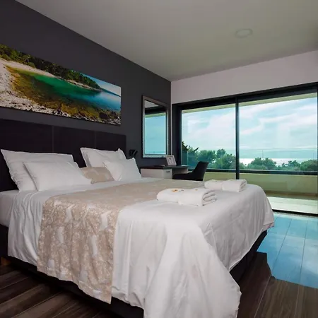 Luxury Remi Near Medulin With Wellness And Sea View Villa *