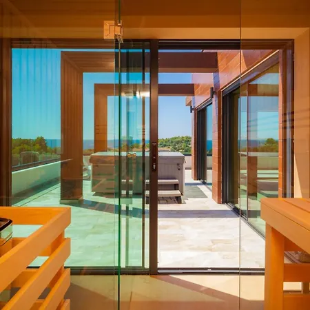 Luxury Remi Near Medulin With Wellness And Sea View