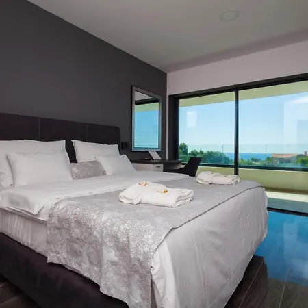 Villa Luxury Remi Near Medulin With Wellness And Sea View Premantura